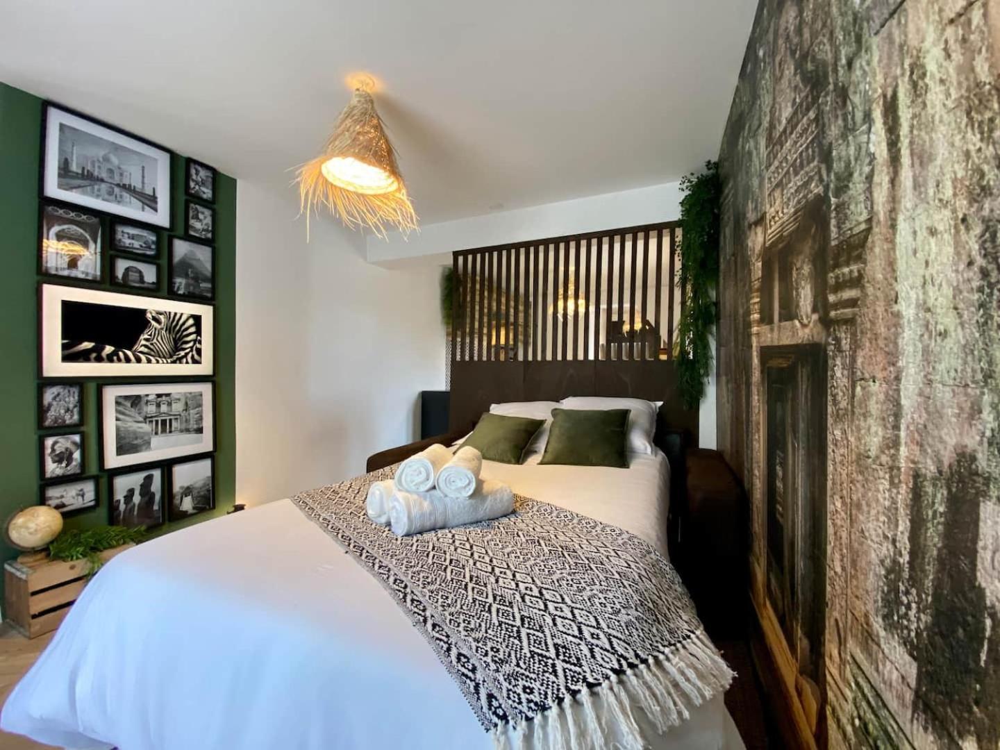 L'Expedition - Best Keys - Experience Unique - Deco Immersive - Lit Queen Size & Canape Convertible - Centre Ville - Netflix & Wifi Illimite - Check-In Autonome - Parking Gratuit Villeneuve-sur-Yonne Exterior foto